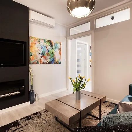 Prestigious Apartment In Kazimierz Апартаменты